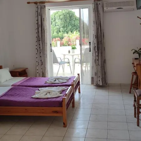 Zante Summer Retreats - Marietta's Apartment2 Drosia アパート