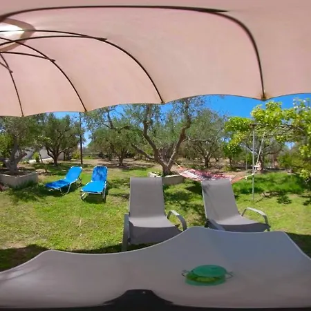 Zante Summer Retreats - Marietta's Apartment2 Drosia アパート Kypseli