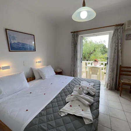 Zante Summer Retreats - Marietta's Apartment2 Drosia アパート