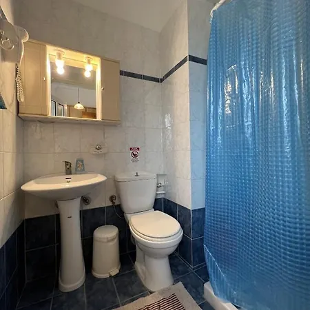 Zante Summer Retreats - Marietta's Apartment2 Drosia アパート Kypseli